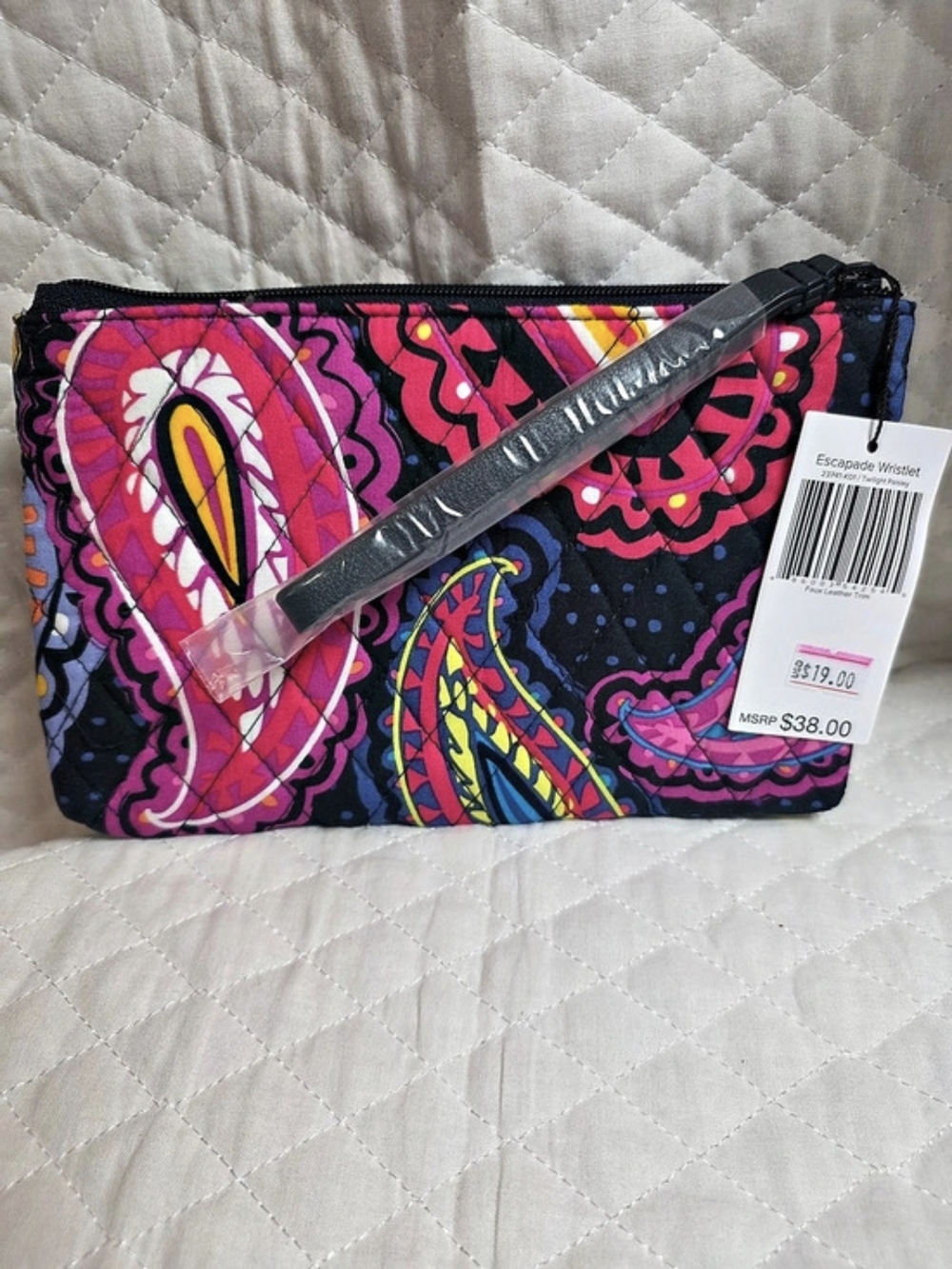 Vera Bradley Escapade Wristlet Paisley Pink & Blue NWT
